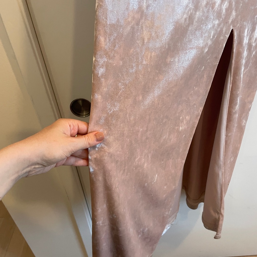MORGAN & CO Blush‎ Pink Velvet Maxi Dress Spaghetti Straps Criss Cross Back - Picture 3 of 6